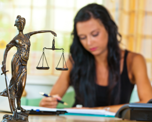 Rechtsanwalt und Justitia